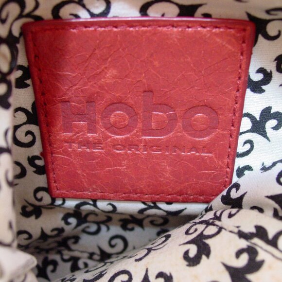HOBO Original Glazed Leather Crossbody Bag + AB Brooch + ID Wallet - Picture 10 of 10